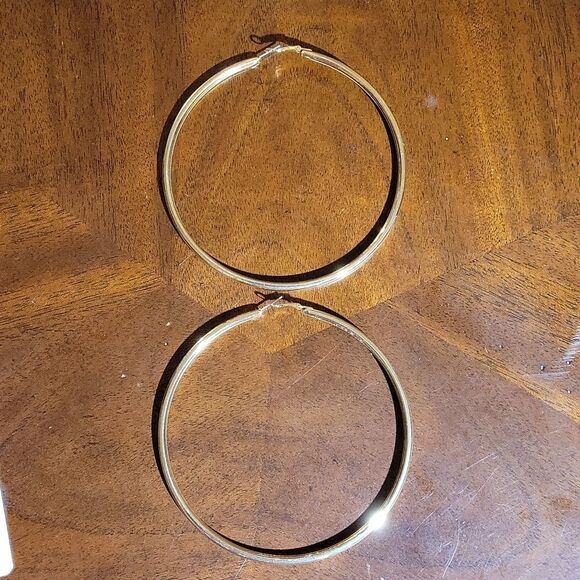 BRAND NEW FASHION JEWELRY BIG FAUX GOLD PLATED WOMEN"S  HOOPS EARRINGS - Picture 5 of 11